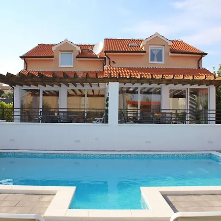 Divine Villa *